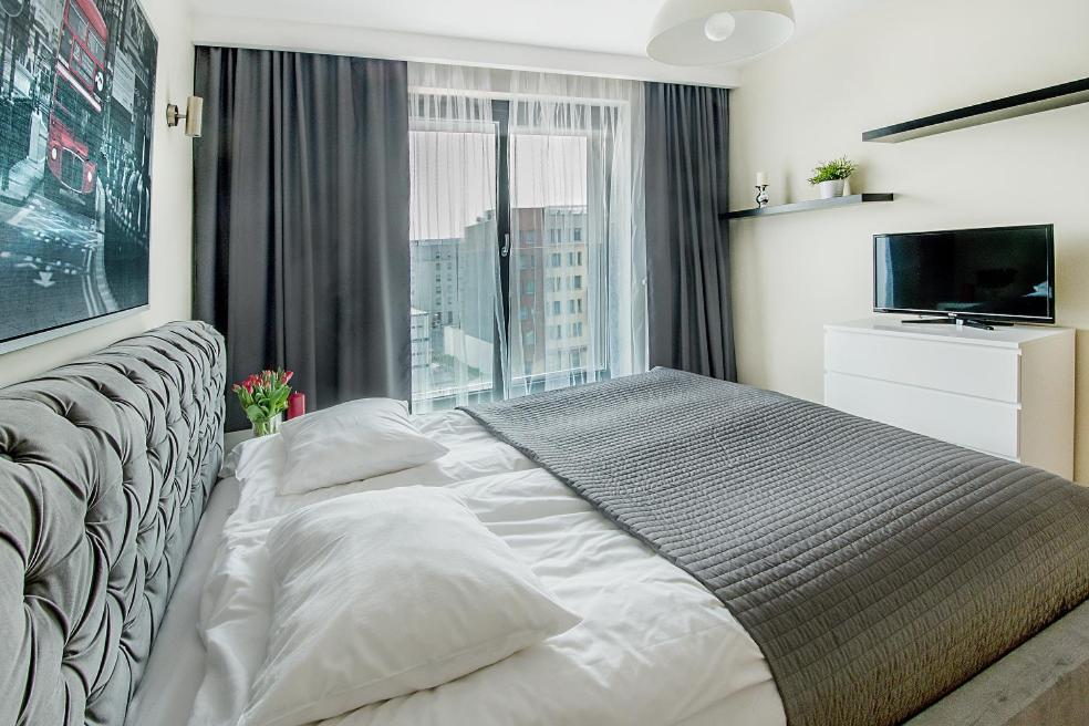 Angel City Center Krakow Aparthotel Bagian luar foto