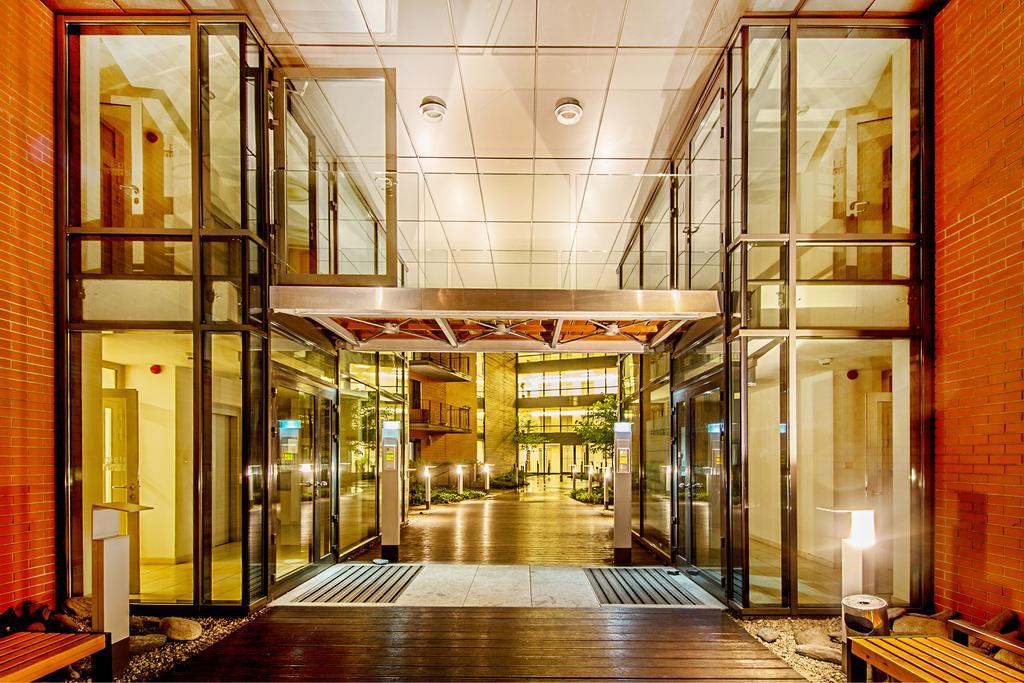 Angel City Center Krakow Aparthotel Bagian luar foto