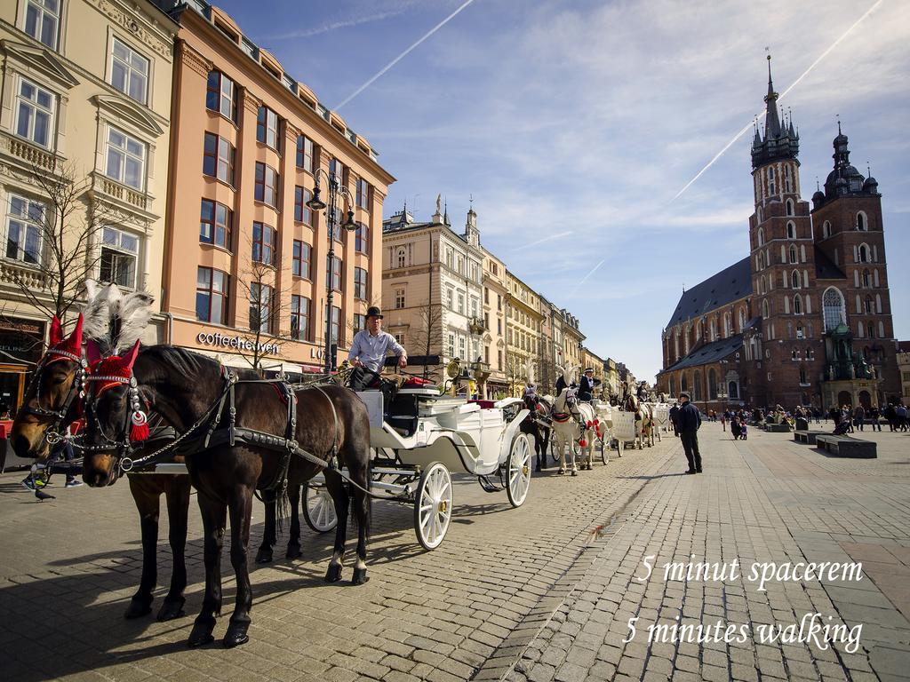 Angel City Center Krakow Aparthotel Bagian luar foto