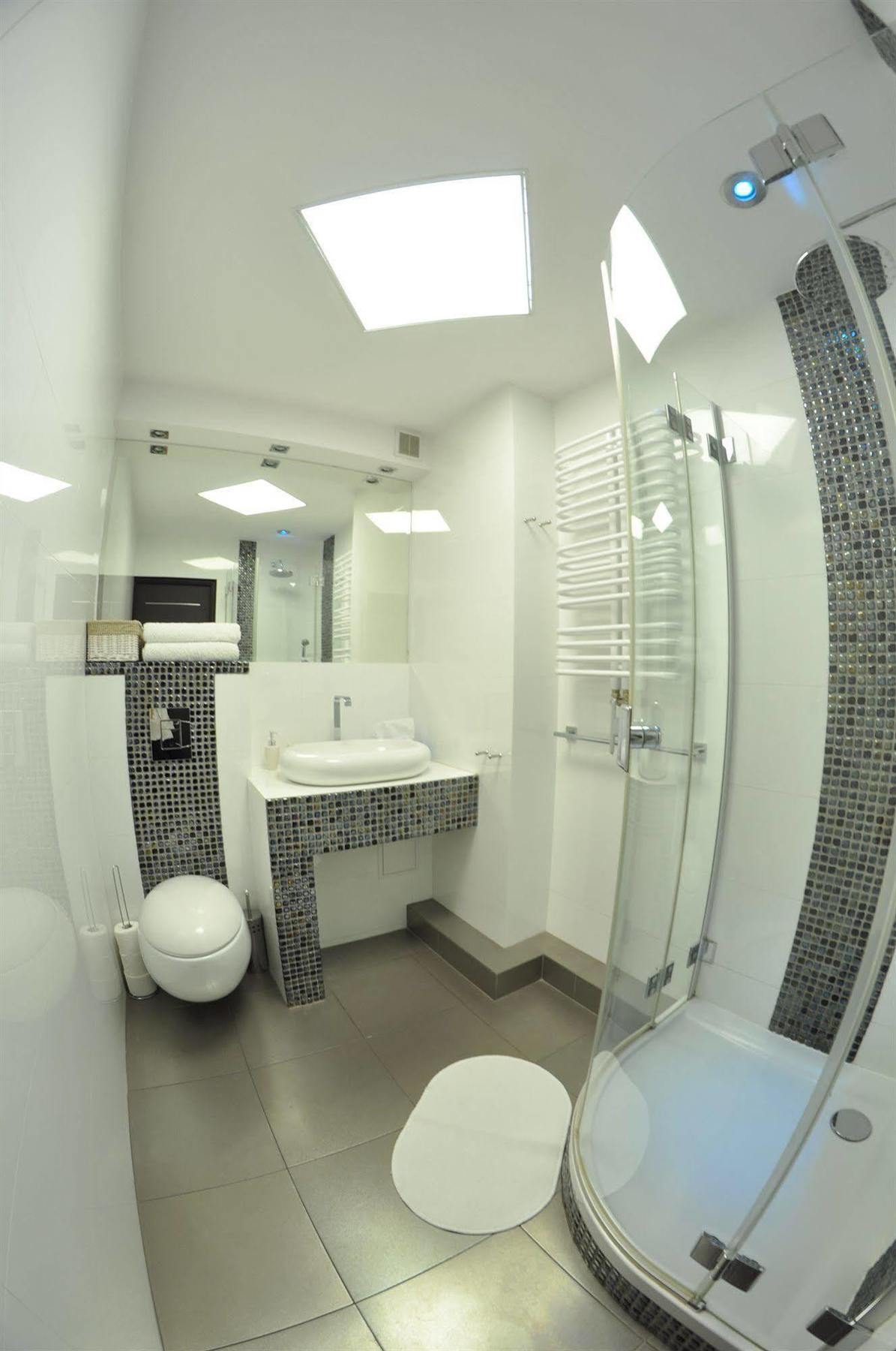 Angel City Center Krakow Aparthotel Bagian luar foto