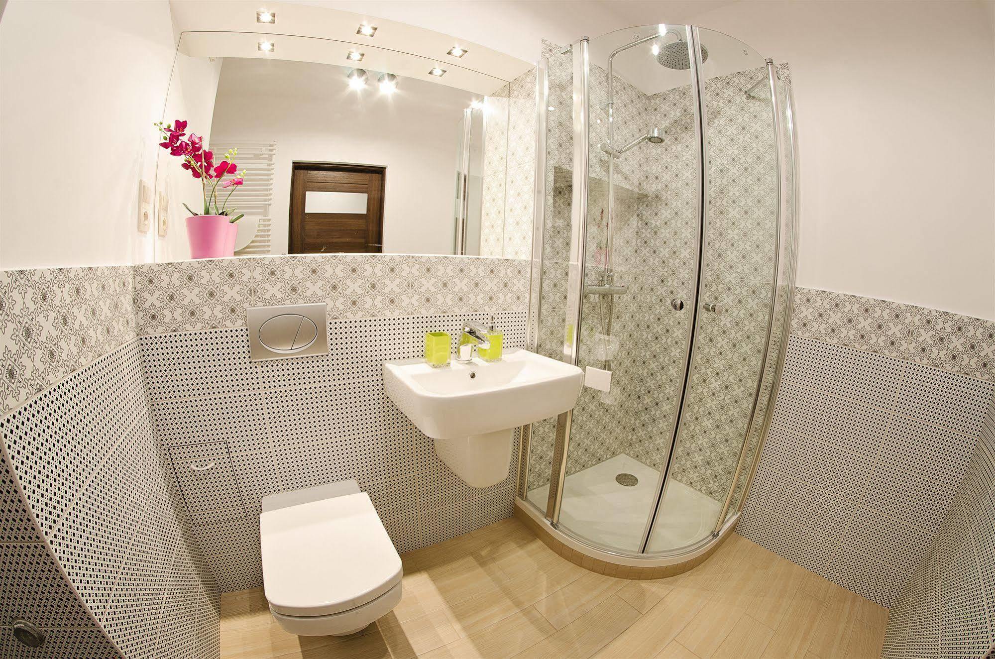 Angel City Center Krakow Aparthotel Bagian luar foto